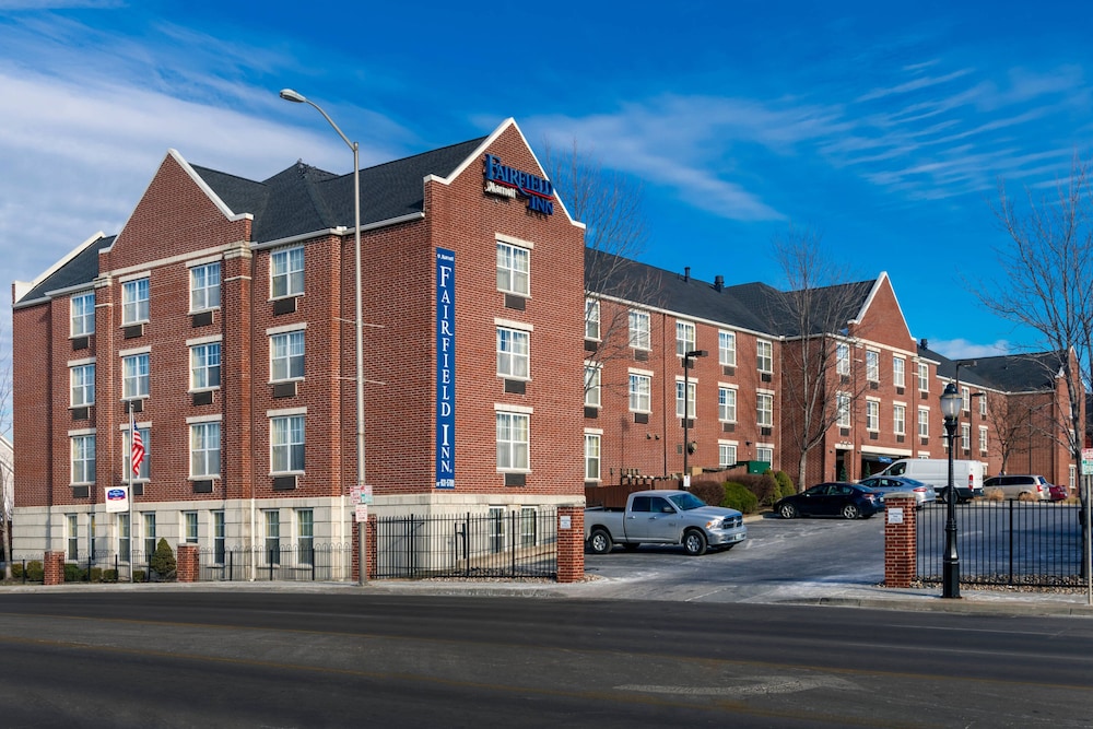 Fairfield Inn Kansas City Downtown Union Hill By Marriott 3/40