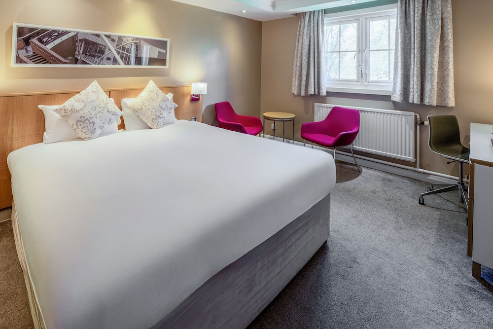 Airport Inn Manchester Hotel and Spa 30/71
