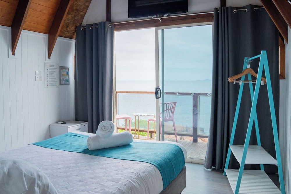 Room at Nomads Magnetic Island - Adults only, Nelly Bay