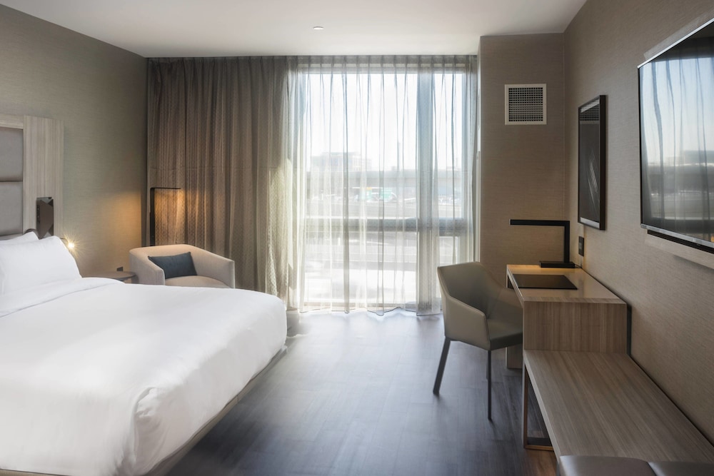AC Hotel by Marriott Boston Downtown 14/69