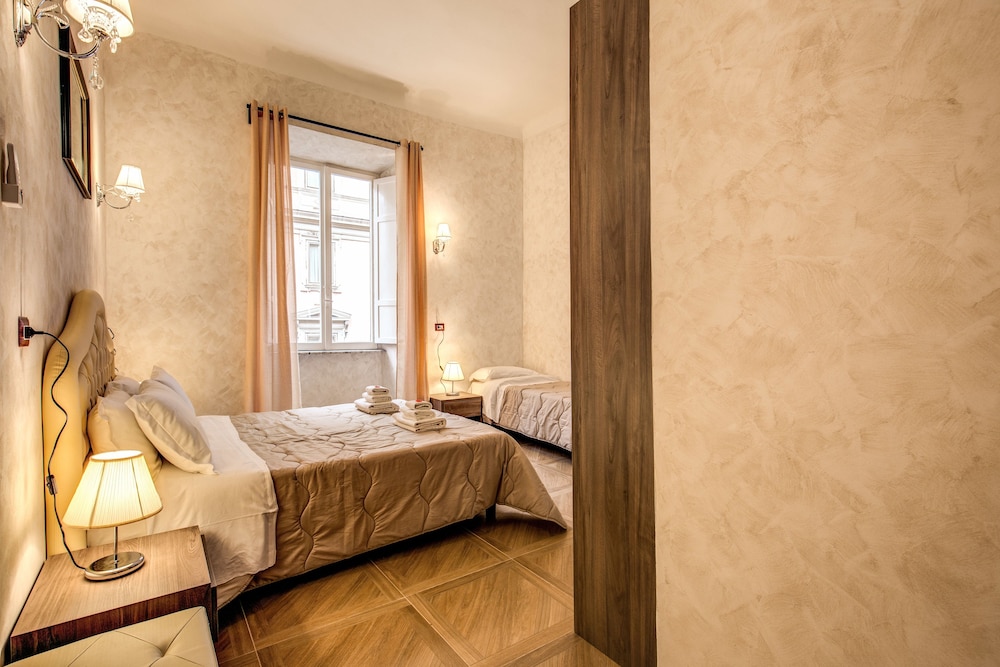 Amici Guesthouse 17/40
