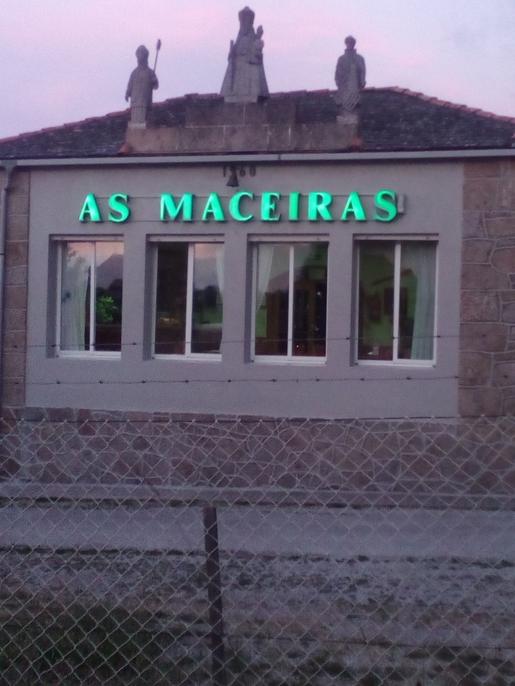 As Maceiras 1/26