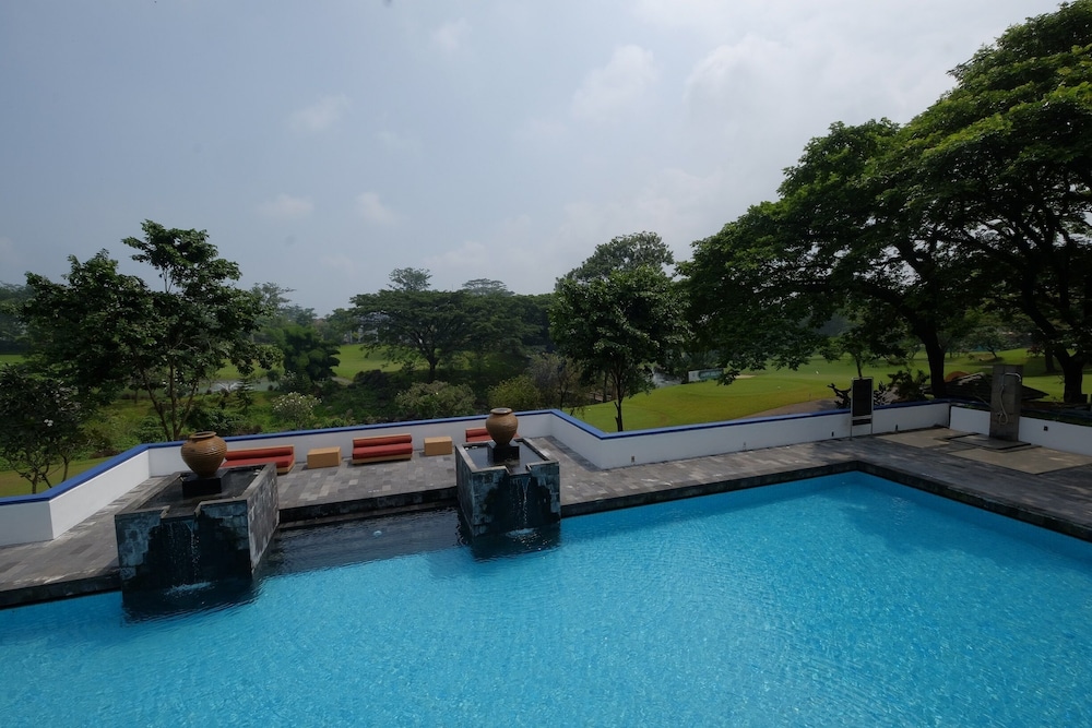 Taman Dayu Golf Club And Resort 31/56