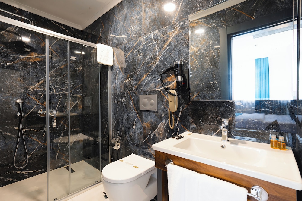 Berlin Suite Hotel Trabzon 47/50