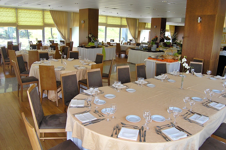 restaurant cafeteria