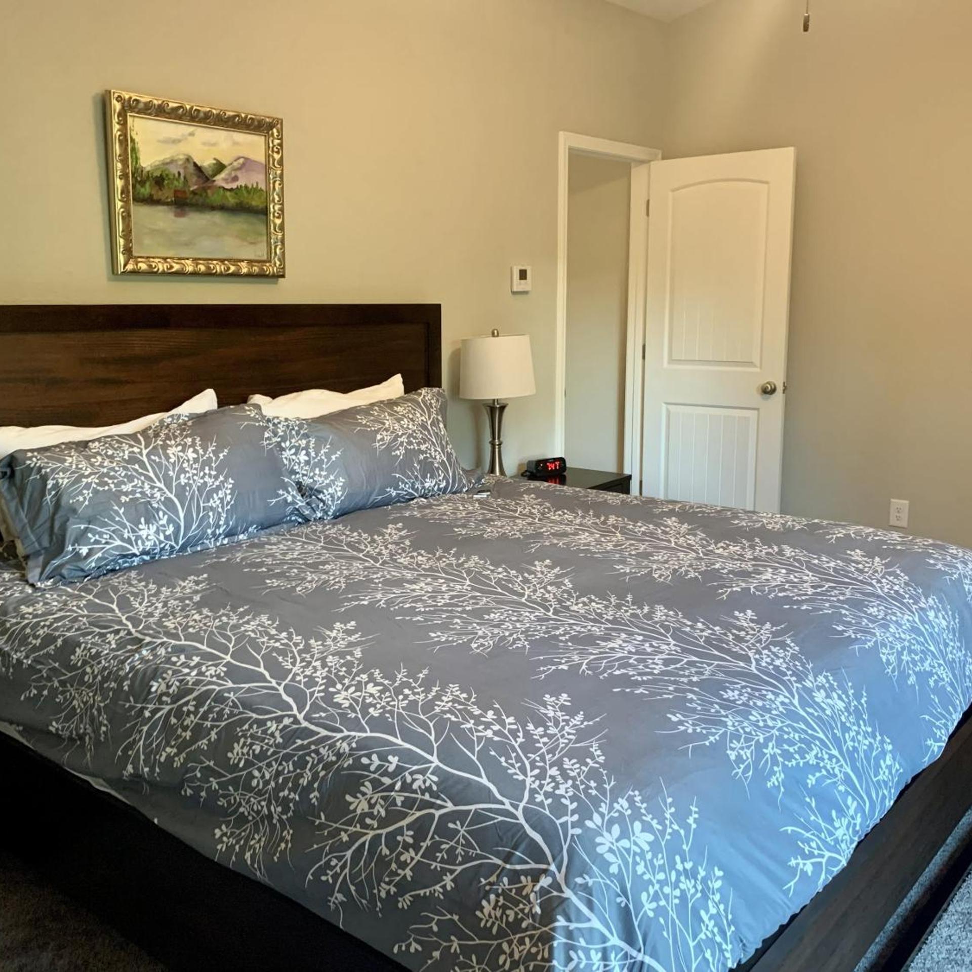 2 Bedrooms, Town House