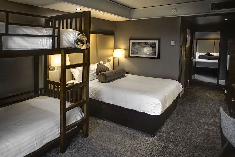 Sandman Signature London Gatwick Hotel 22/85