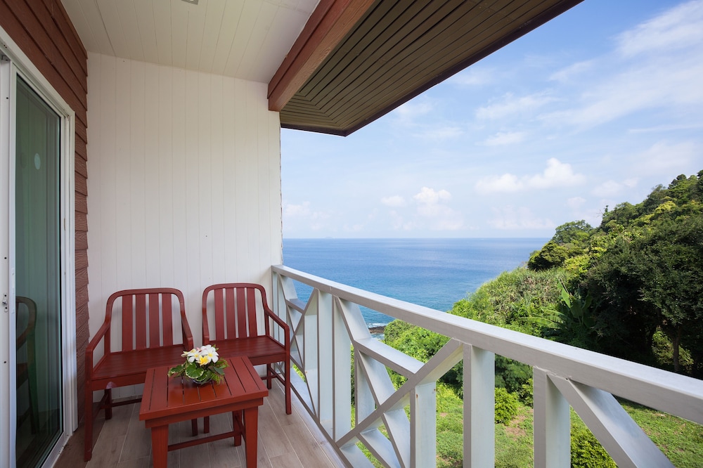 Phi Phi Natural Resort 64/74