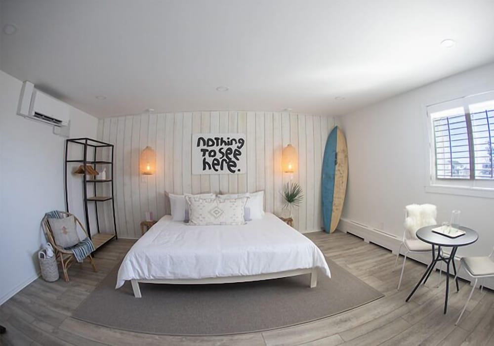 The Surfside Hotel 10/49
