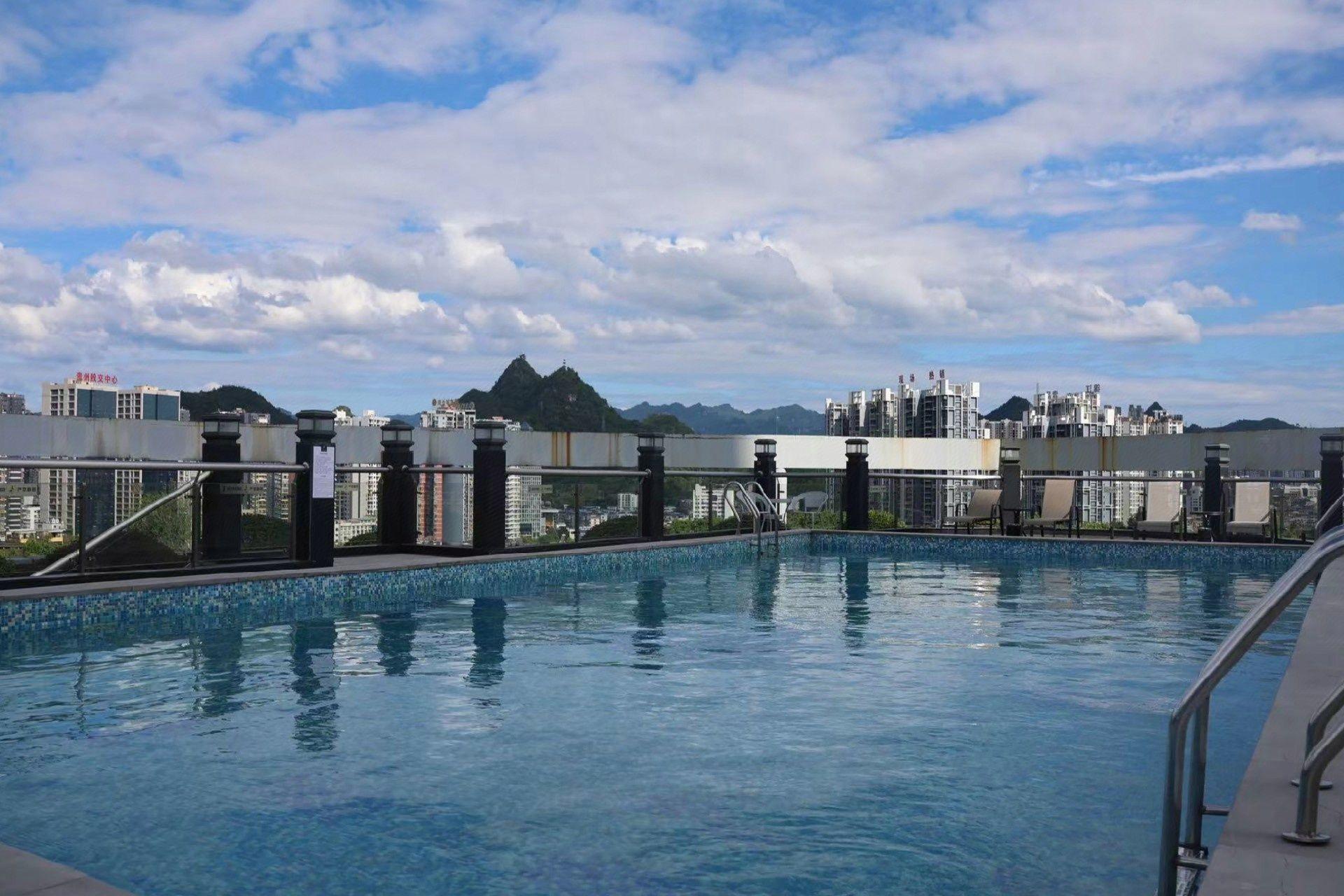 Huaguoshan Rongxin Hotel 26/27