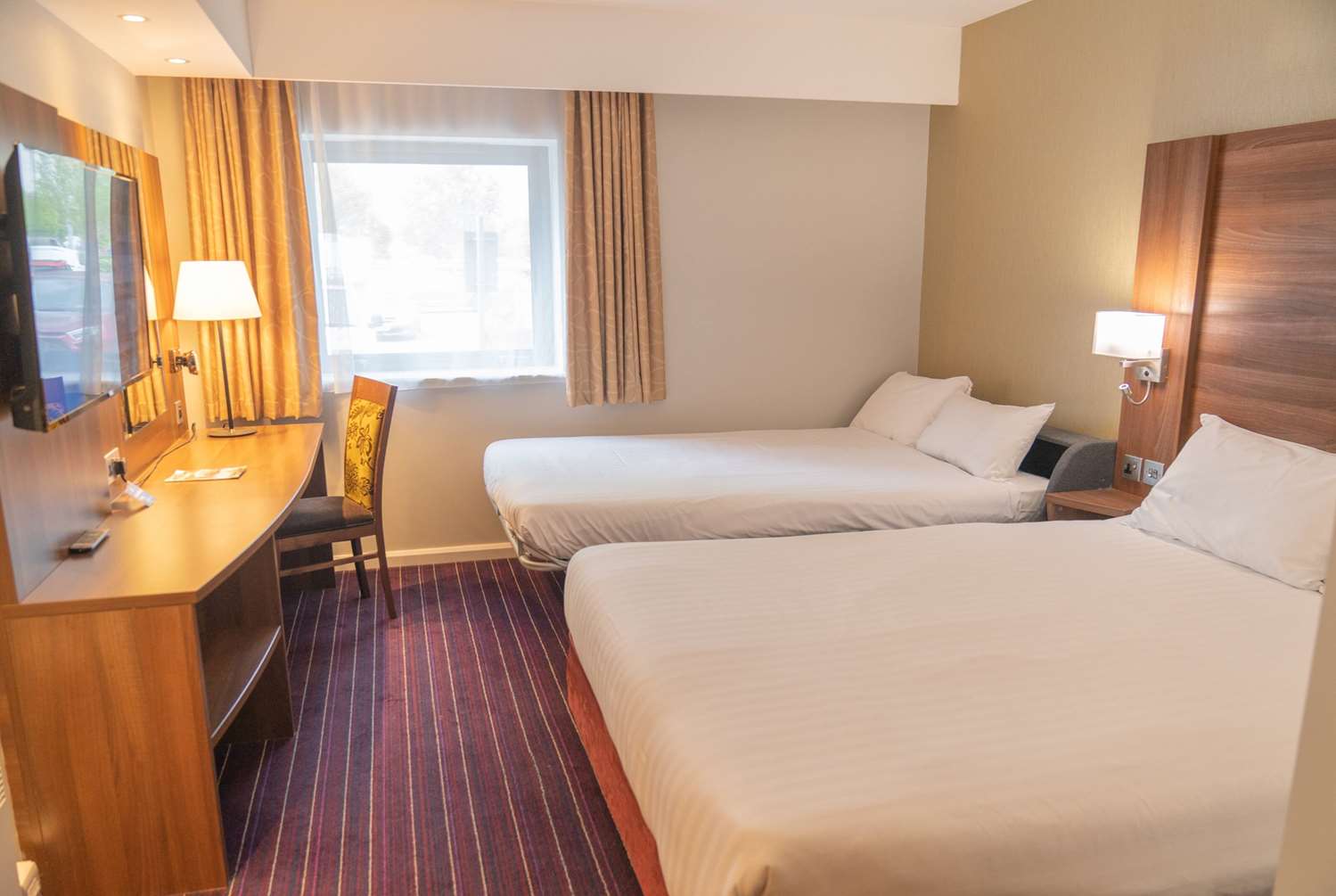 Days Inn by Wyndham Wetherby 12/26