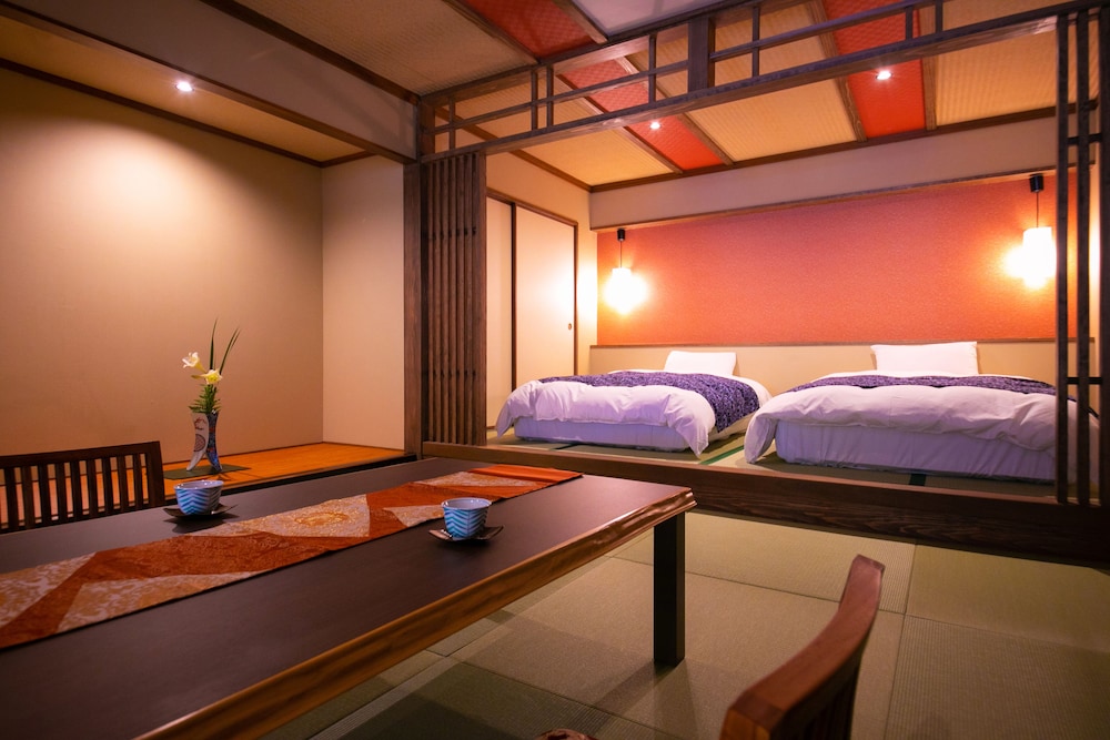 Nansuikaku 8/50