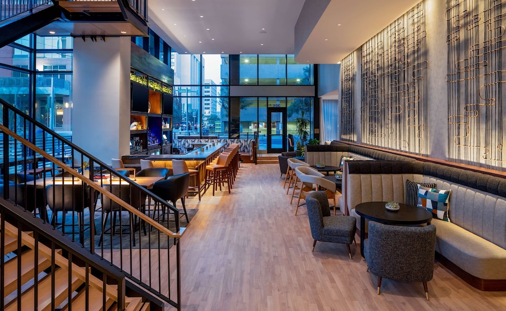 Hilton Garden Inn Austin University Capitol District 44/54