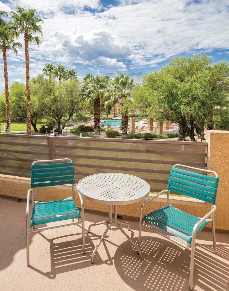 WorldMark Cathedral City 35/48