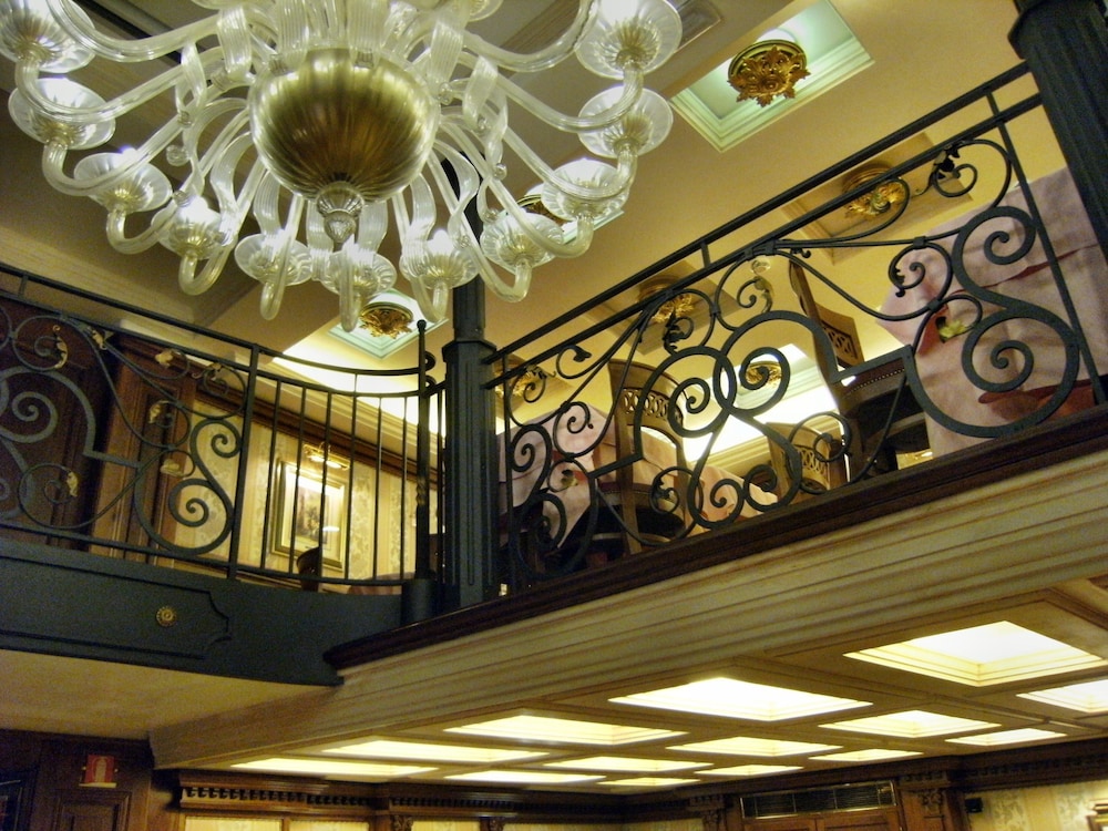 Royal San Marco & Suites 6/50