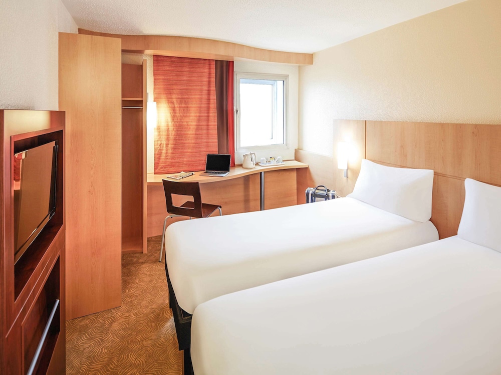 Ibis London Heathrow Airport 17/61