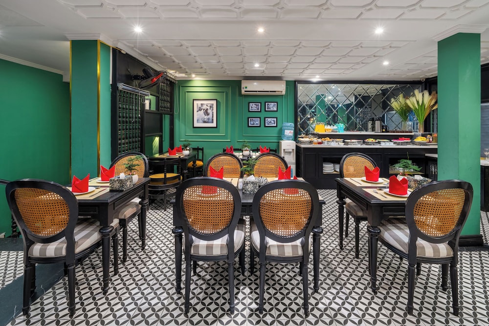 Hanoi Ancient Paradise Hotel (ex Hanoi Old Town Hotel) 47/60