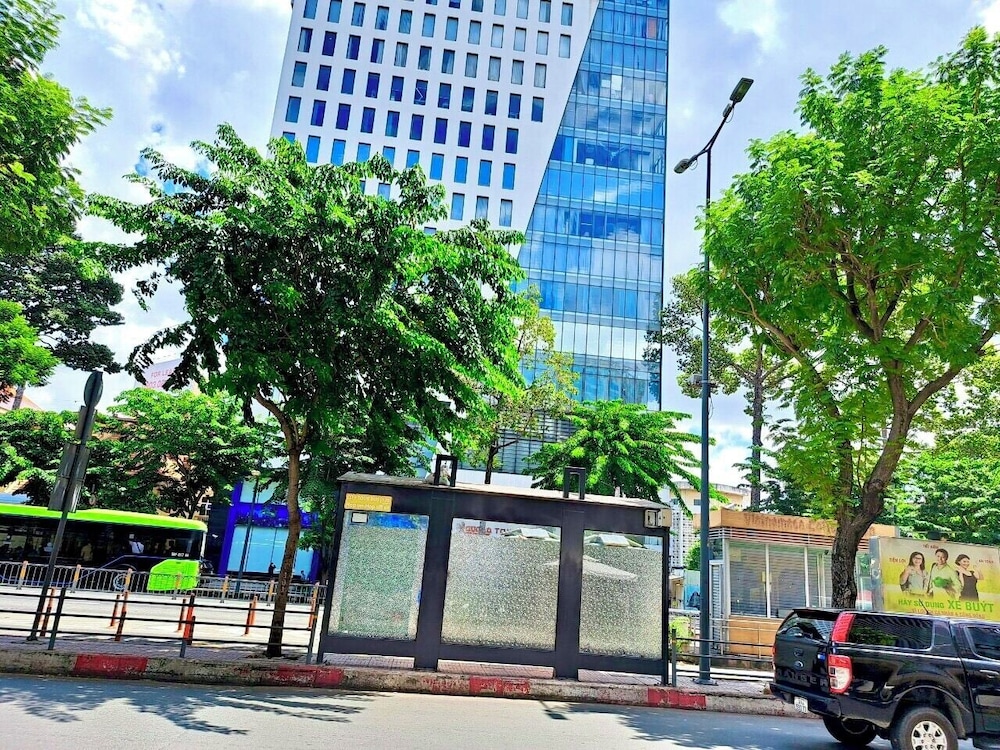 Liberty 2 Hotel 50/62