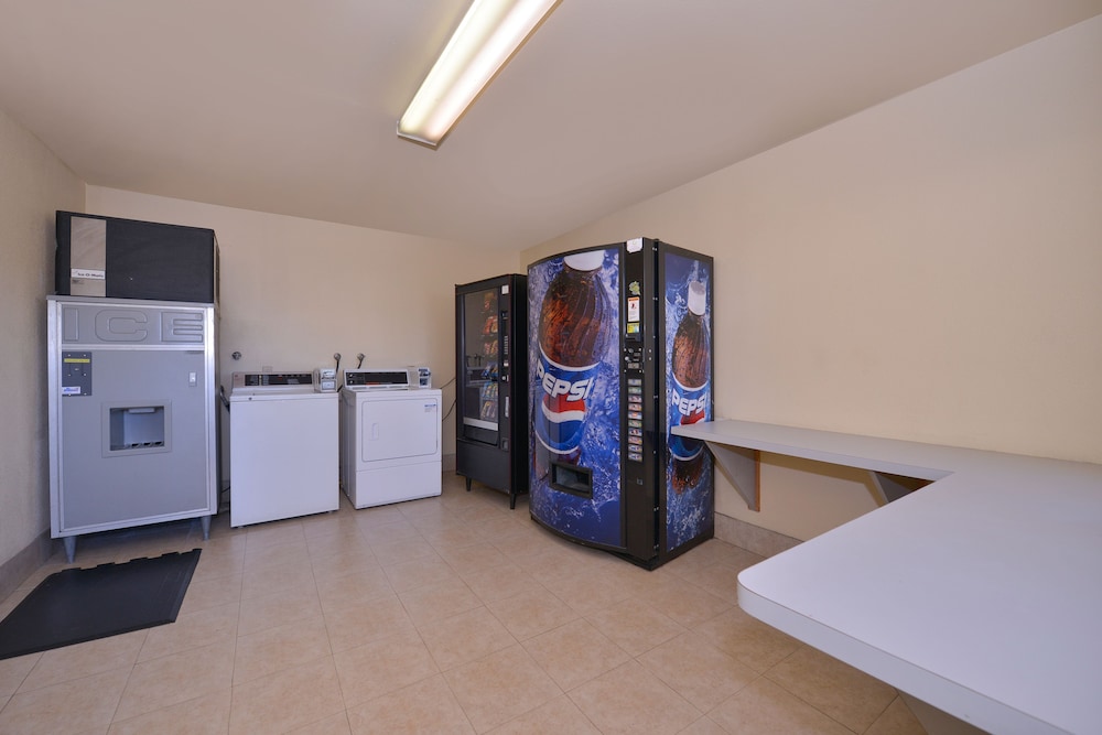 Quality Inn Lake Elsinore 28/51
