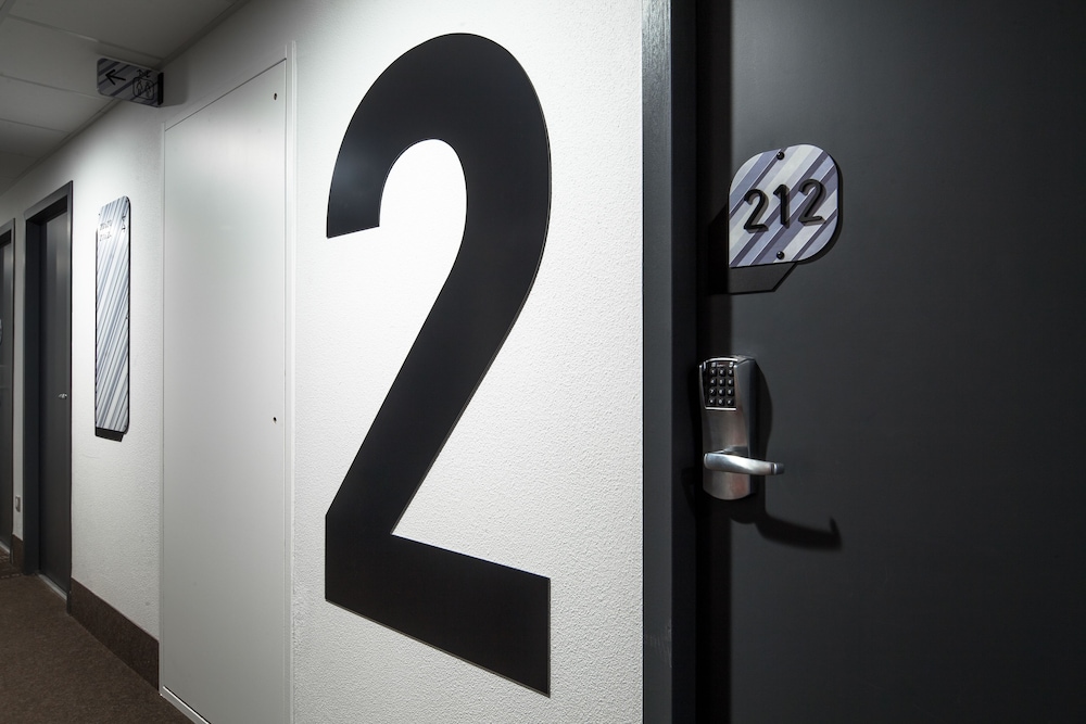 B&B HOTEL Paris Igny Palaiseau 23/43