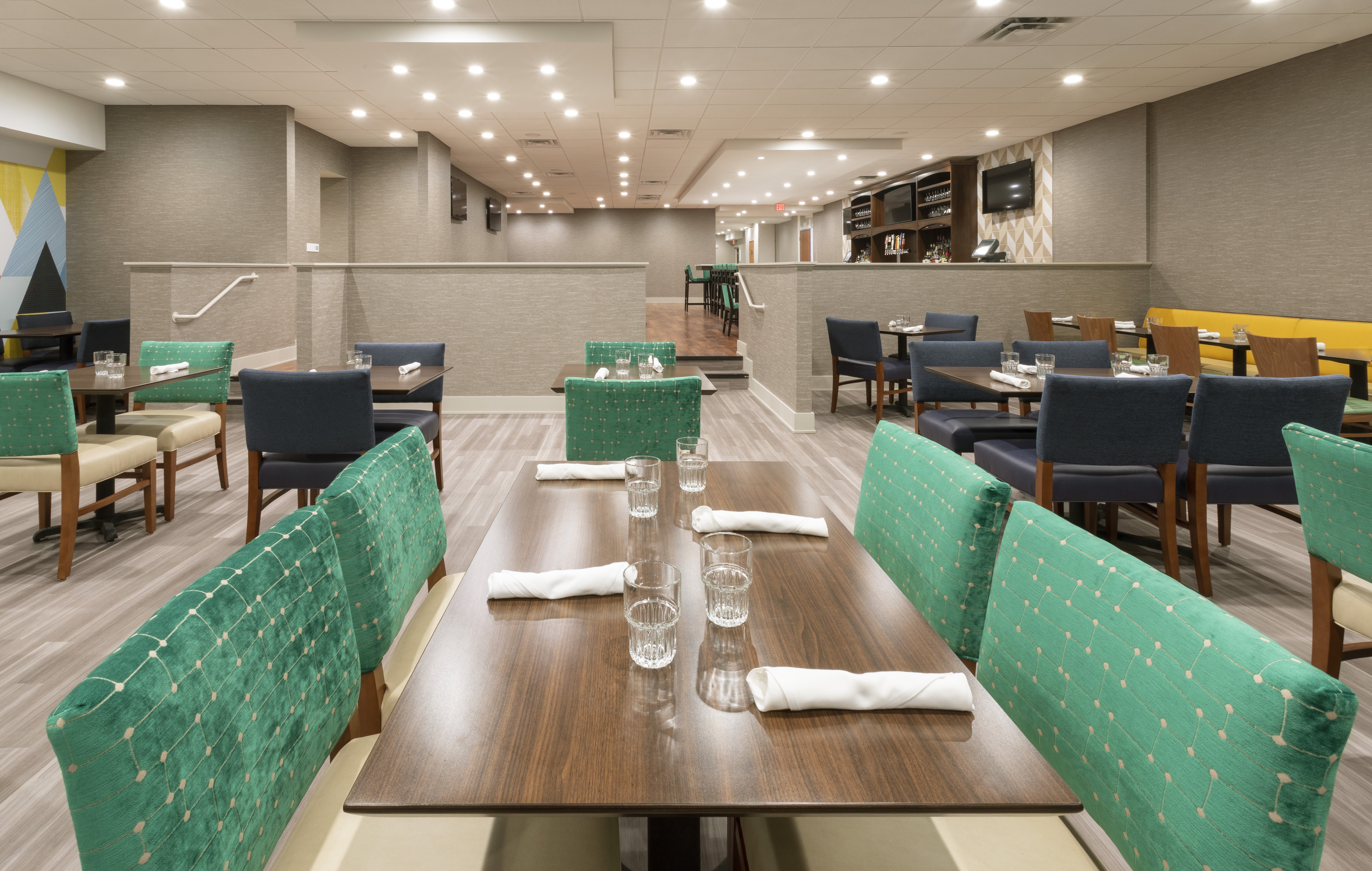 Holiday Inn Marquette 41/63