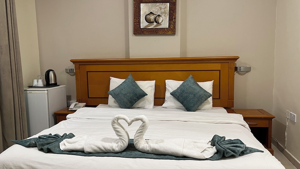 Al Murooj Hotel Apartments 13/21