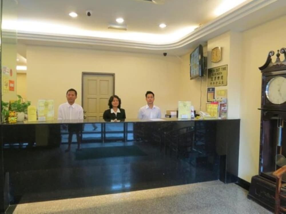 Nan Yeang Hotel 11/126