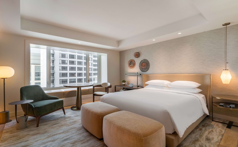 Park Hyatt Chicago 16/91