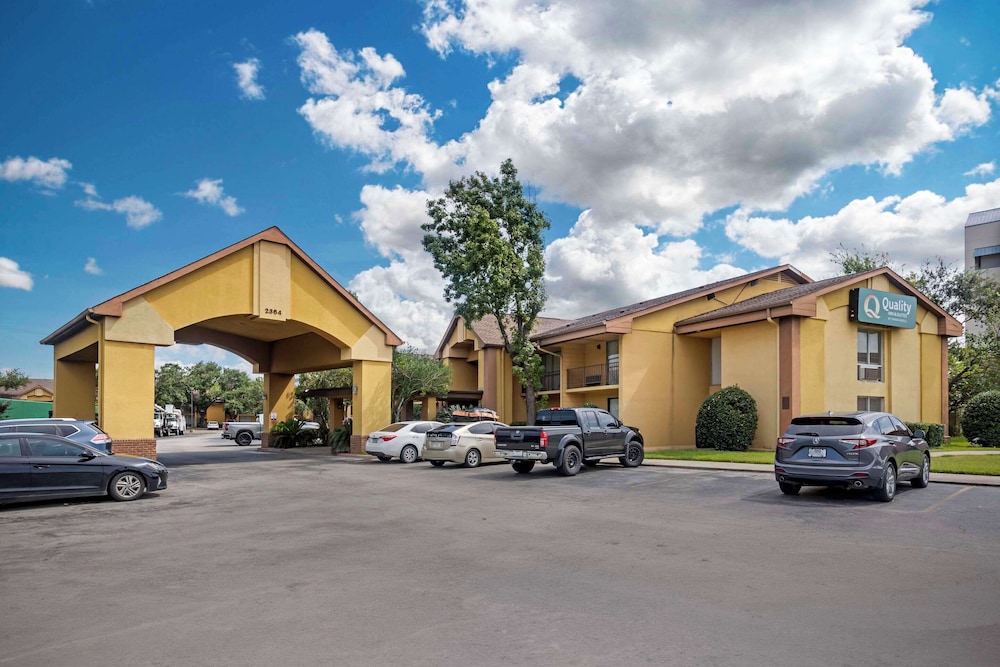 Quality Inn & Suites NRG Park - Medical Center 51/61