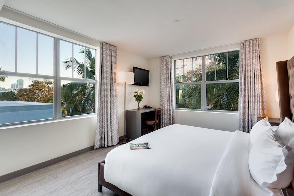 Clinton Hotel South Beach 38/64