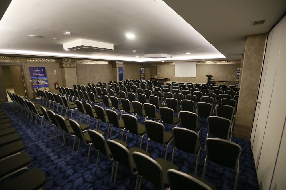 Turunc Premium Hotel 40/50