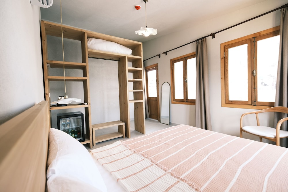 Nephos Hotel 16/50
