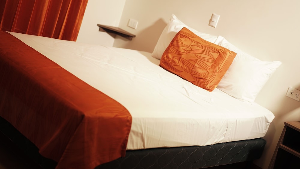 Hotel Eco Arenal 25/50