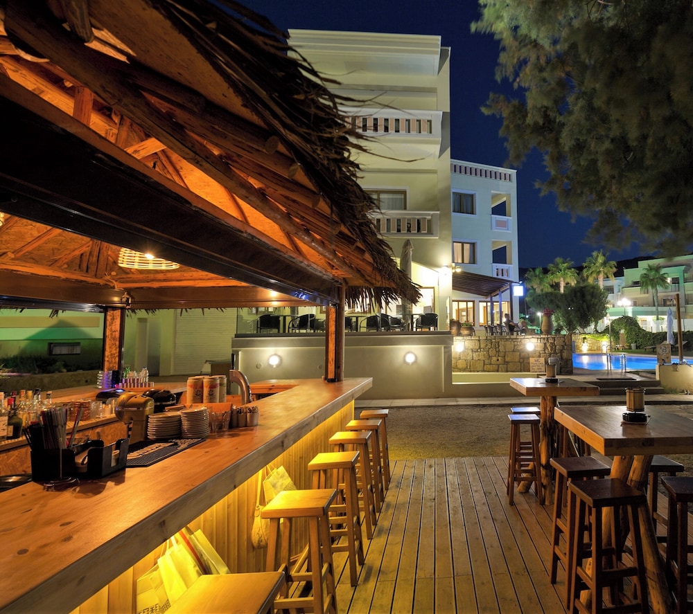 Aphrodite Beach hotel 33/50