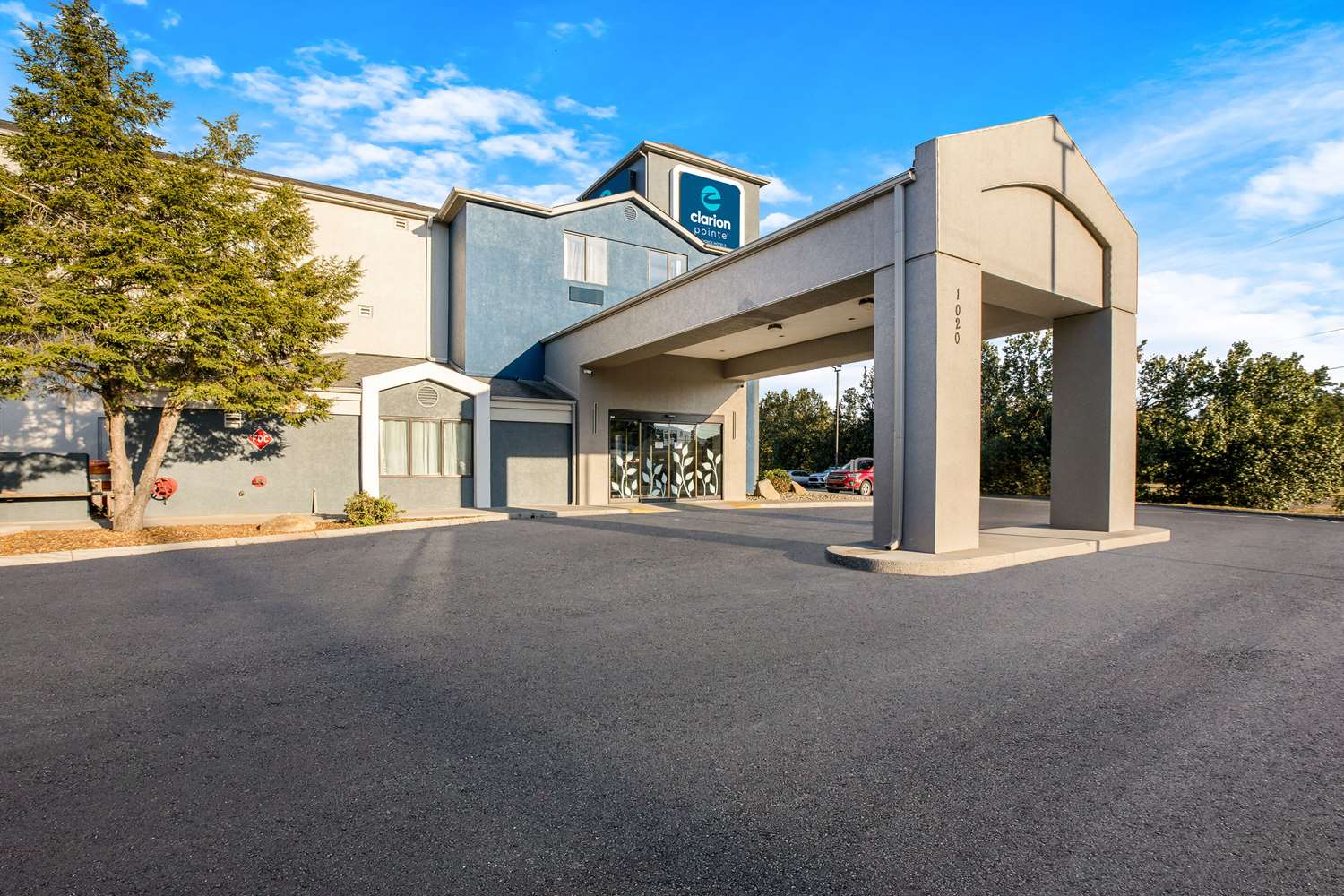 Clarion Pointe Sevierville-Pigeon Forge 37/43