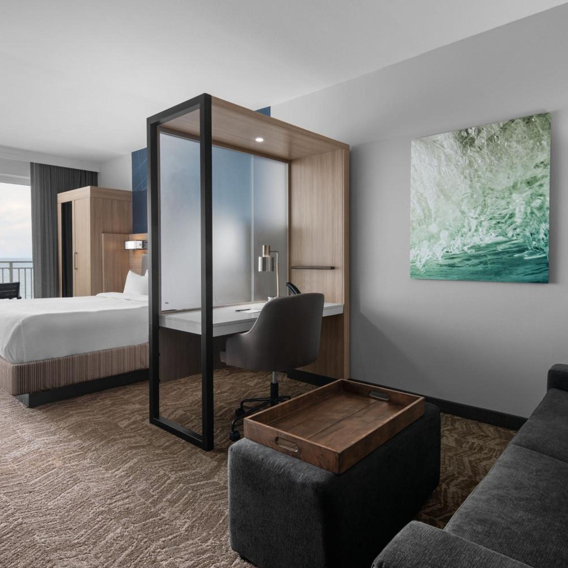 Suite, King Bed, Ocean Front, Sofa, Balcony، SpringHill Suites by Marriott Myrtle Beach Oceanfront 4/8