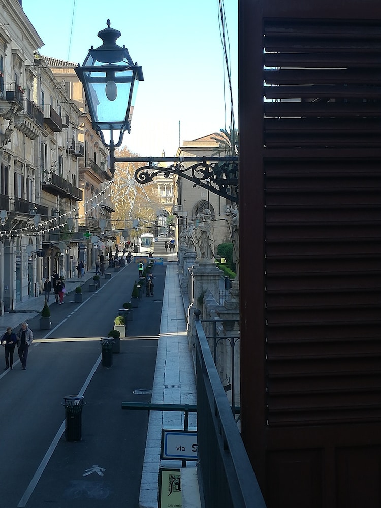 I Vicini Della Cattedrale 19/32