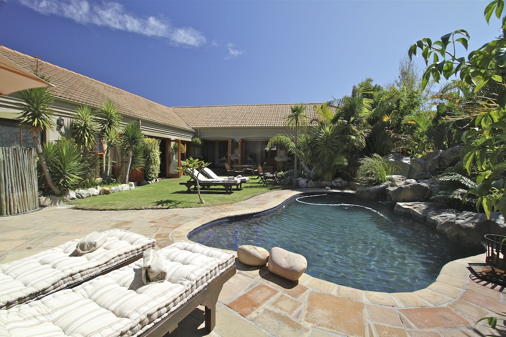 Villa Chad 26/49