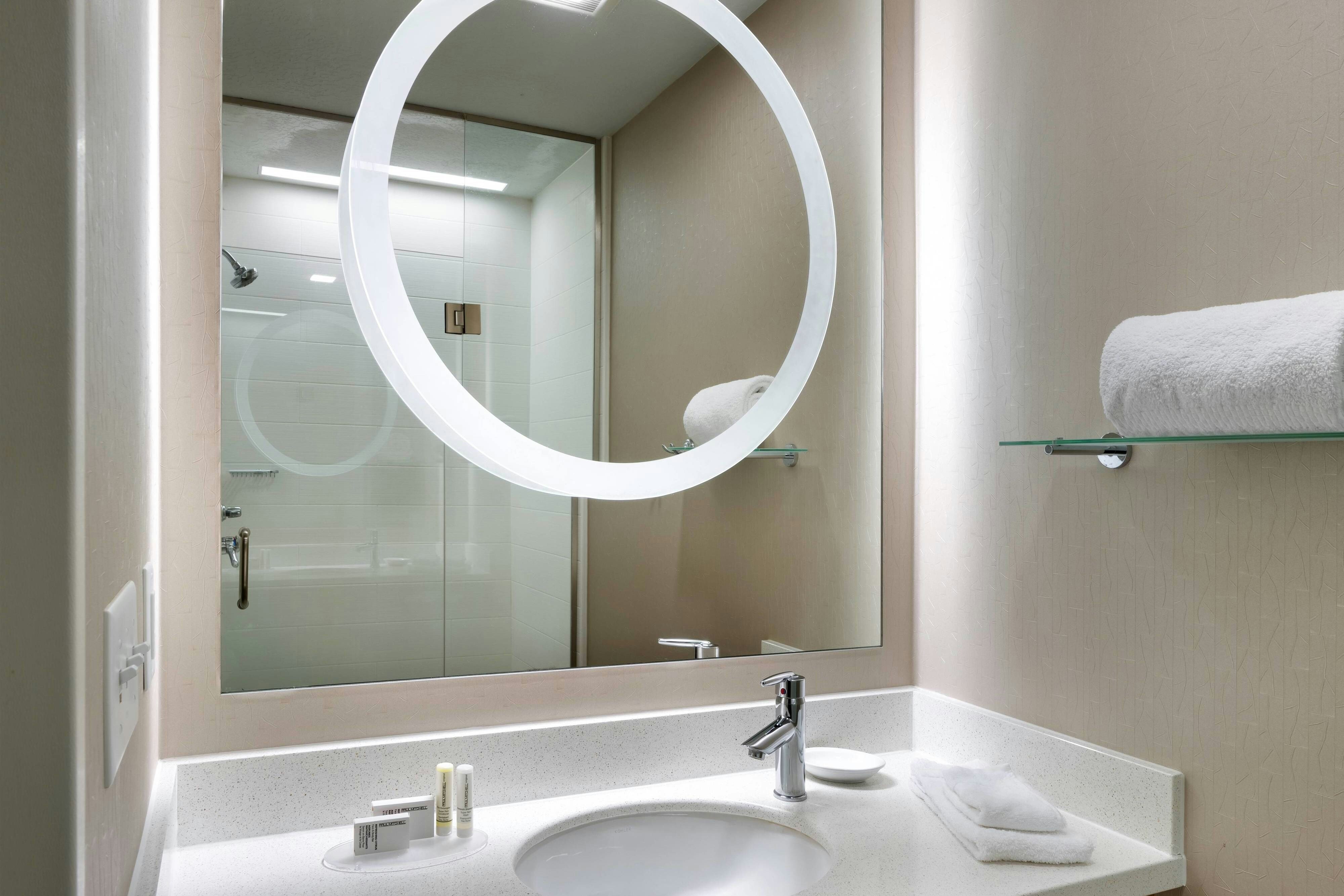 جناح بسريرين كوين، Springhill Suites Provo 6/6