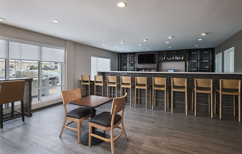 TownePlace Suites by Marriott San Antonio Northwest at The RIM 28/38