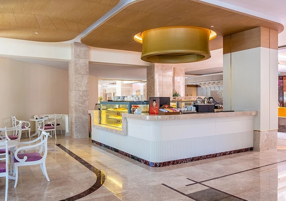 Ozkaymak Marina Hotel 28/98