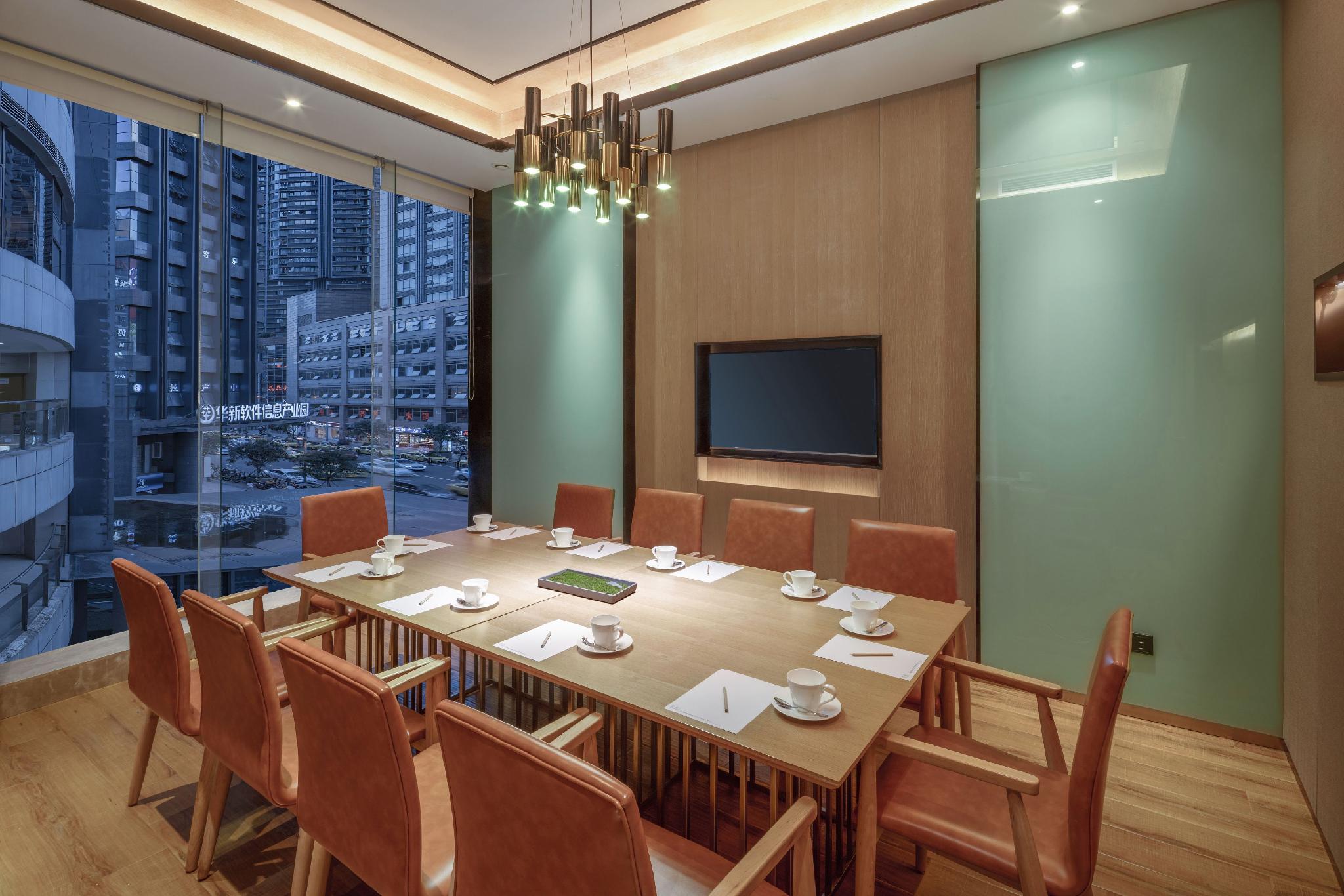 Yunjian Hotel (Chongqing Guanyinqiao Pedestrian Street) 22/23