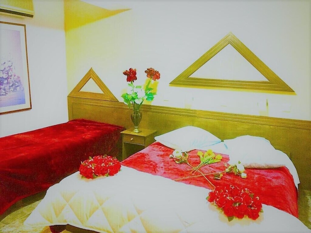 Aiolos Hotel 16/42