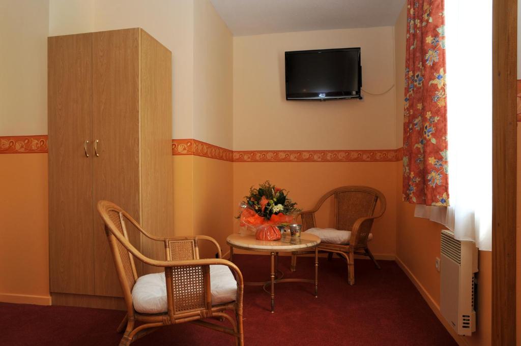 HOTEL LE VAL DE VENCE 23/31