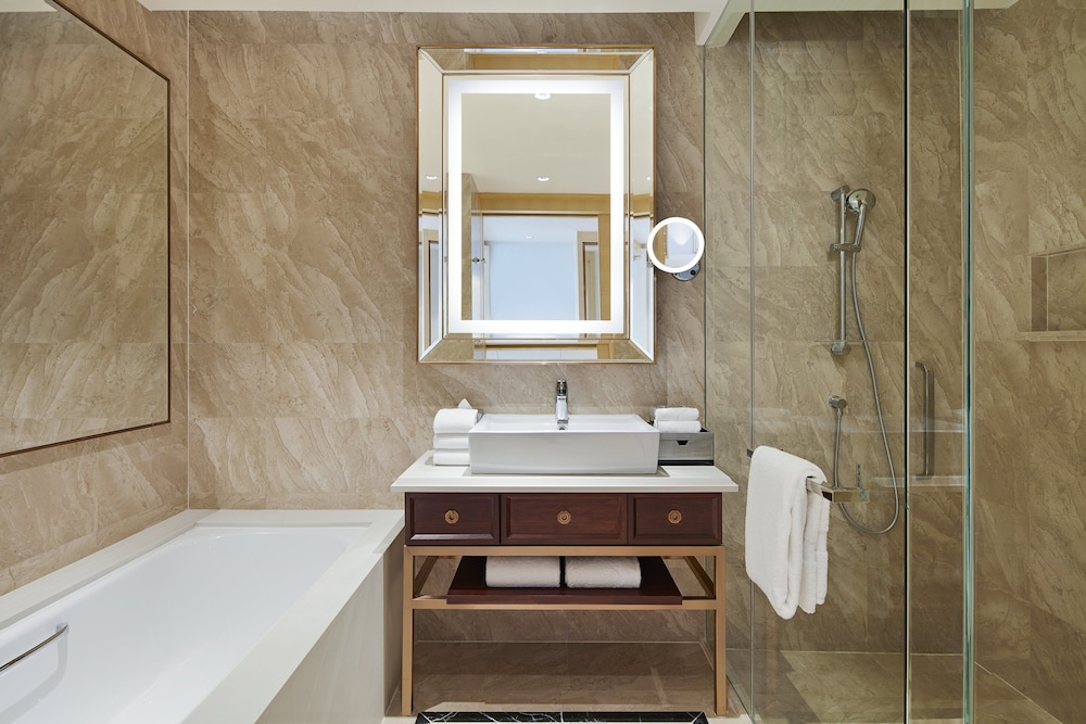 Sheraton Petaling Jaya Hotel 12/47
