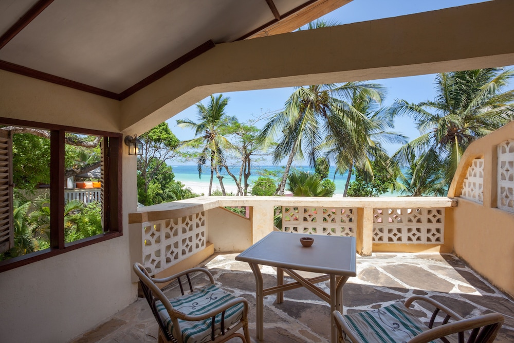 Blue Marlin Beach Hotel 31/50