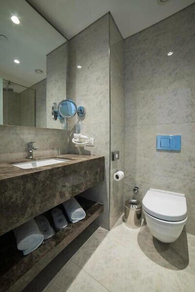 غرفة ركنية بسريرين منفصلين، Wish More Hotel 9/10