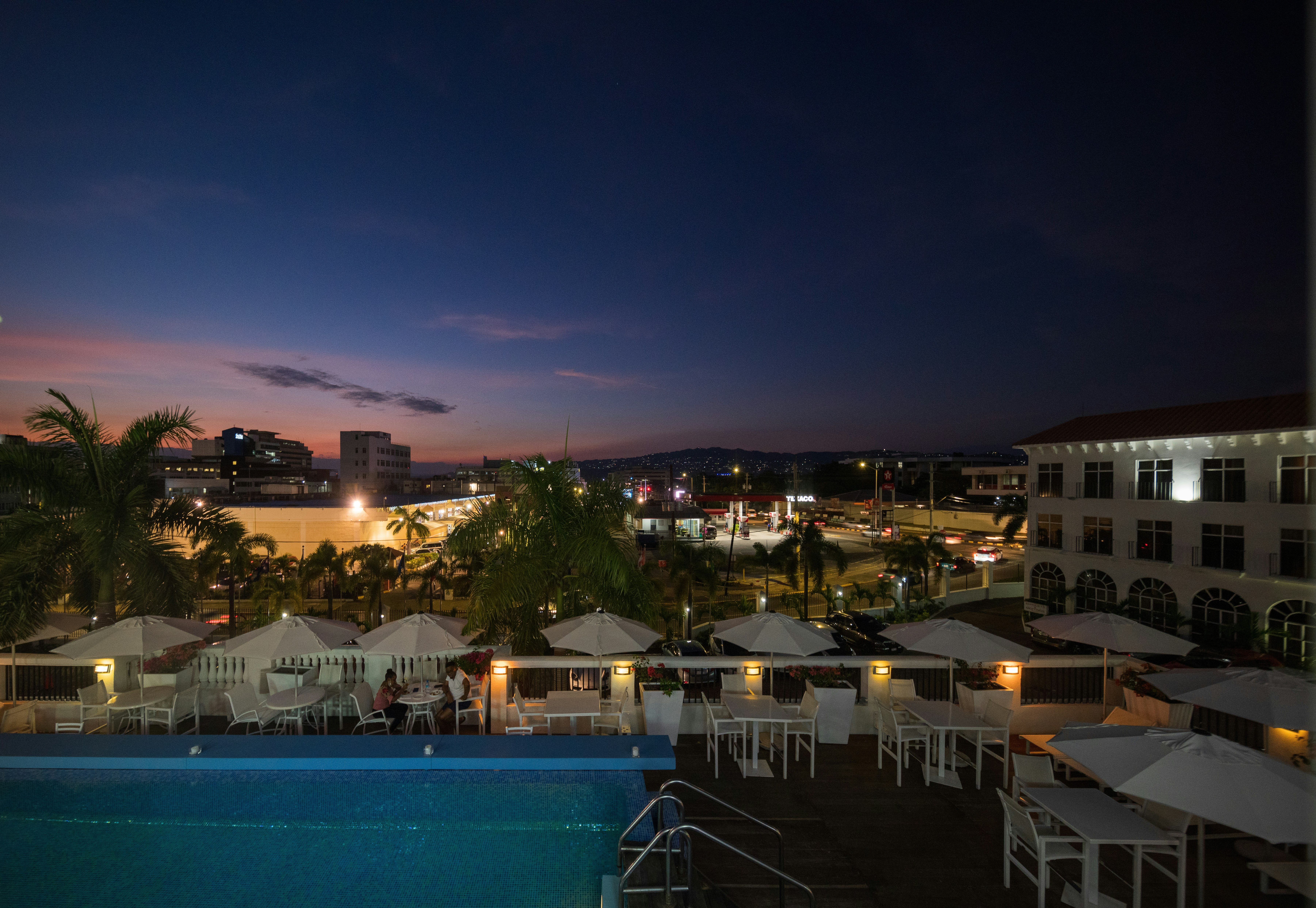 Spanish Court Hotel 42/50