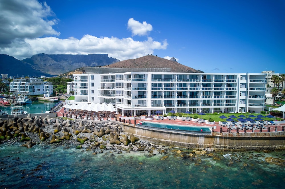 Radisson Collection Hotel, Waterfront Cape Town 5/44