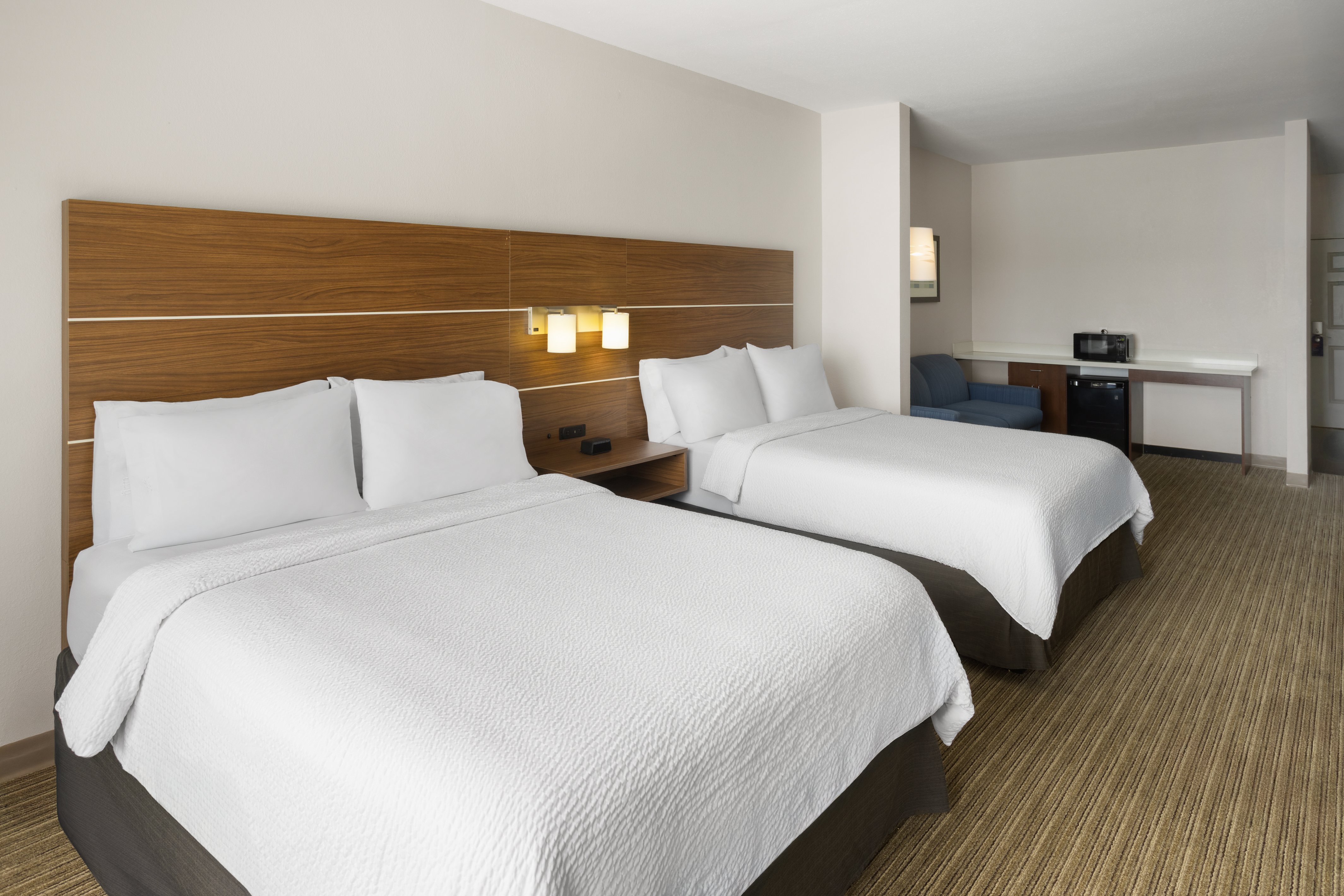 Holiday Inn Express Hotel Suites New Iberia Avery Island 24/80